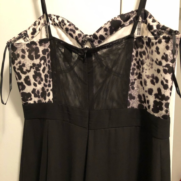 Forever 21 All in one pants outfit - Picture 3 of 3